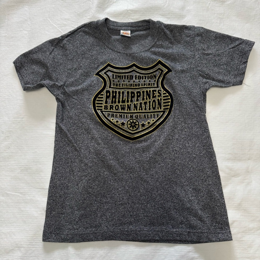 Philippine Brown nation Gray Kids Graphic Tee with Gold Print size 10